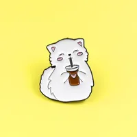 New White Sweet Smiley Cat Drinking Kitten Emaille Cartoon Brosche nette Tier Cat-förmigen Getränk Cup Kreativ-Abzeichen für Kinder