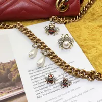 Moda-Marka Moda Sevimli Kristal Bees Saplama Küpe Kadın Vintage Inci Küpe Emaye Hayvan Takı Düğün Brincos Aksesuarları
