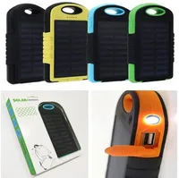5000mAh Solar Power Charger Portable Källa Dual USB LED-lampan Batteri Solpanel Vattentät mobiltelefon Power Bank för mobil MP3