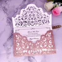 Cordialmente invitando a -Pink Gold Glittery Body Wedding Invitations, invitación floral del corte del láser para la tarjeta de invitación de la ducha de novia de Quinceañera