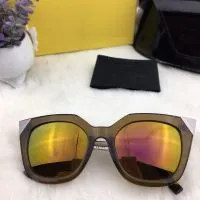 2019 جديد المد عين القط النظارات الشمسية الرجال الاتجاه الاستبداد والنساء الأصلي الأصلي جودة عالية الفخمة الراقية منتجات الأزياء المد UV400