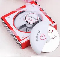 Livraison gratuite 100 pcs "Une tranche d'amour" en acier inoxydable Pizza Cutter en miniature Pizza Box faveurs de mariage et cadeaux pour invité