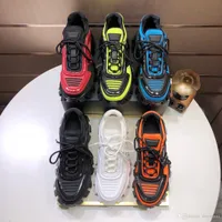 2019 Erkekler Düşük Üst Rahat Ayakkabı Lates P Cloudbust Thunder Lace up Sneakers 19FW kapsül serisi renk eşleştirme erkek platformu Lüks gizlice