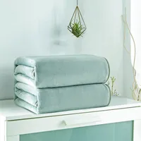 Mint Green Solid Color Flanel Coral Fleece Deken Polyester Kleur 5 Size Mink Sofa Cover Sheet Zachte dekens op het bed