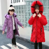 小売の子供たちの冬のコートの女の子の高級デザイナー冬の暖かい厚いジャケットの毛皮の襟ダウンコートの大きな女の子のフード付きジャケットの外観オーバーコート