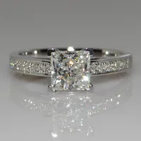 Nuova imitazione 18k Classic Quattro Diamond Diamond Ring Diamond Rings Top Fashion Parten Gioielli Gioielli Donne Anelli per sposarsi