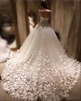 2021 apliques florais de Moda de Nova Vestidos de casamento Tribunal Trem 3D nupcial da borboleta Vestidos Tulle querido vestidos de casamento Custom Made