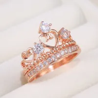2 sztuk / zestaw serce korona kobiety pierścionki romantyczny róża złoty kolor błyszczący kryształ cyrkon kamień moda obrączki biżuteria
