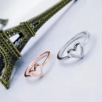 20pcs heißen Verkauf der europäischen und amerikanischen Art und Weise einfache Legierung herzförmigen Ring für süße weibliche Schmuck Accessoires 2 Farbe wählen