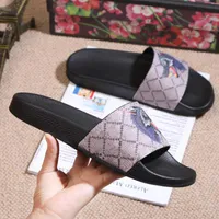 2020 new designer leather ladies sandals summer flat slippers men and women cute pattern slippers fashion beach big head slippers00128