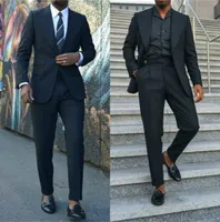 Fashion Black Men Suits One Button 2 Pezzi (Jacket + Pants) Tute Peaked Collare Slim Fit for Wedding Dinner Party smoking