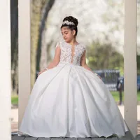 Gorgeous Flower Girls Dresses Scoop Neck Open Back Ball Gown Långärmad Satin Lace First Holy Communion Dresses