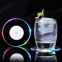 Vit Färgglada Ljus Vattentät Ljus upp Coaster Cup Hållare Mat Runda Akryl LED Lysande Flaska Drycker Coaster