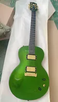 注文のロゴギターの個人的な仕立て屋ワンピースAlderボディ丸みを帯びたグリーンエレクトリックギターエボニーフレットボードゴールドハードウェア中国ギター