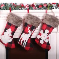 Red Plaid Christmas Stocking Christmas Tree Ornament Decoration Santa Claus Facs for Kids Candy Bag Xmas Sock Pendant