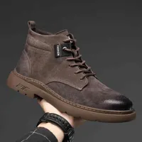 2021 top2021 autumn and winter Martin boots men's trend leather casual Korean British tooling middle top shoesmens Women running shoes