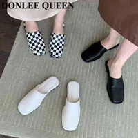 Chinelos Zapatillas Plantas A Para Mujer Zapatos de Piel Sinttica Con Punta Cuadrada Chanclas Informales A Cuadros Suaves Color Blanco Y 220307