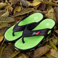 2022 verão sandálias baratas homens flip flops verde desenhador de luz deslizante homens massagem chinelos tamanho 40-45 men's Beach Slipper G220218