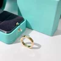 2022 luxurys fashion designers couple ring with clear lettering fine workmanship full personality engagement jewelry box gold and silver gifts good nice