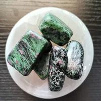 3-5cm Polished Ruby Zoisite Rough Palm Stones Natural Gemstone Anyolite Raw Ruby Zoisite Healing Natural Stones and Minerals