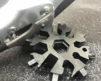 Campo Key Anello Pocket Tool Multifunzione Hike Keyring Multipurpositore Survive Aperture per esterni Snowflake Multi Spanne Hex Wrench
