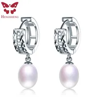 Hoop Huggie Hengsheng High Luster 8-9mm Goccia d'acqua orecchini perla naturale per le donne, 925 donne in argento sterling gioielli fini