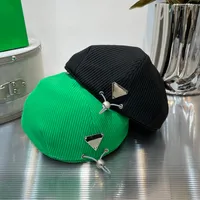 デザイナーベレ帽ファッションピークキャップのためのシンプルな帽子のためのシンプルな帽子調節可能なキャップ2色の高品質