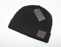 Осень зима мужчина шансы крутые моды шляпы женщины вязание шляпа унисекс теплая шляпа классическая кепка черный брун вязаная шляпа 5 цветов падение