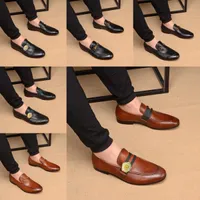 55 homens Designers Italian Monk Sapatos Genuíno Couro Pointed Toe Buckle Mens Oxford Vestido de Luxo Brogues Sapatos de Plataforma de Casamento 11