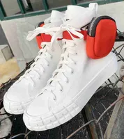 Diseño de marca Hombres Mujeres Cuero de vaca Flat High Top Skateboard Shoe Lover Winter Snow Boots Fashion Canvas Mini Purse Boots Martin Botas, 35-45