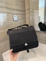 고품질 LuxUrys 디자이너 패션 Womens 핸드백 숙녀 유니섹스 어깨 가방 2021 새로운 남자 서류 가방 가방 가방
