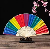 2022新しい到着中国風のカラフルな虹の折りたたみハンドファンパーティーのお得なゲストのための結婚式のお土産ギブアウト