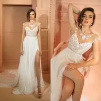 2021 Rish Bridal Bohemian Wedding Dress V Cuello de encaje aplique una línea Boho Boho Boho Barato High Split Abiti da Sposa