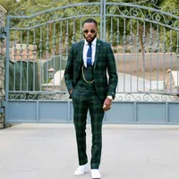 Vintage Tres piezas de traje para hombre chaqueta de pantalón chaleco de pantalón verde oscuro a cuadros hecho a medida que se realizan trajes formales de los seres de negocios de los hombres de negocios