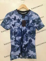 21ss 파리 여름 남성 디자이너 Tshirts Womens 블루 위장 인쇄 티셔츠 럭셔리 티셔츠 캐주얼 코튼 셔츠 티 탑