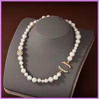 Collar de perlas Ladies Oro Moda Collares Diseñadores Joyas Para Mujer Fiesta Cadenas Collar Con Diamantes Accesorios Regalos D221192F