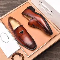 Sapatos de festa MD para homens Coiffeur Sapatos de Casamento Homens Elegant Marca Italiana Patente de Couro Vestido Sapatos Homens Formal Sepatu Slip na Pria 11