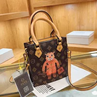 Wholesale factory ladies leathers shoulder bags thicken styling vertical handbag street popular printed leather backpack sweet cute cartoon fashion Tote bag