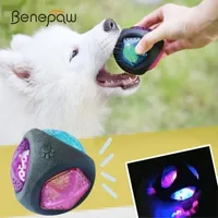 Benepaw Elastik Flaş LED Köpek Topu Kauçuk Dayanıklı Bite Dayanıklı Interaktif Köpek Oyuncaklar Küçük Büyük Evcil Hayvanlar Güvenli Ses Squaker oyunu Y200330