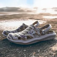 2020 Yaz Yeni erkek Sandalet EVA Hafif Plaj Terlik Kaymaz Katır Erkekler Kadınlar Bahçe Kıçları Ayakkabı Rahat Çevirme B8fs #