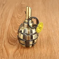 3 i 1 Ryssland Grenade Shape Bronze Metal Lighters Militär Vindtät Butan Gas Raffillerbar Cigarett Lättare Fabrik Rökning Set Q808813016