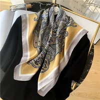 2022 nova moda pequeno quadrado 70cm lenço de seda lenço lenço versátil cinto decorativo faixa de cabelo Bolsa de ligação lenço de caju