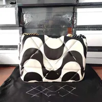 26C Genuine Leather Womens Cartable Shoulder Bag Geometric Wave Pattern Printed Stitching Chain Handbag Two-Color Luxury Designers Ladies 19 Clutch Handbags