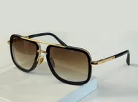 جديد خمر طيار سكوير نظارات رجالي ماتي اللون الأسود الإطار التدرج رمادي 2030 الكلاسيكية الأزياء كو الشمس مكبرة للرجال النساء uv400 نظارات