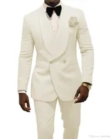 2020 Fabriqué sur mesure Ivory Jacquard Groomsmen Tuxedos Double poitrine Men Suit Wedding Best Man Blazer 2 Pieces Costume Homme