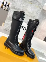 2022 Kauçuk Platformu Kadın Çizmeler Tasarımcı Kara Bayan Ayakkabı Kovboy Klasik Kadınlar için Ayak Bileği Kış Sarı Mavi Siyah Yürüyüş İş Motosiklet Boot Patik 35-40-H027