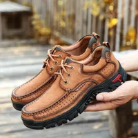 2022 new men's top leather leisure travel shoes large outdoor fashion versatile dad