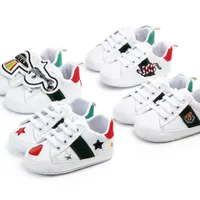 Baby skor nyfödda pojkar flickor första vandrare barn småbarn spets upp pu sneakers prewalker vita skor 0-1t