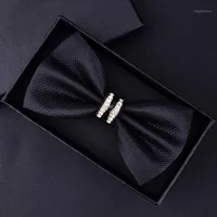 Neckband 1piece Bling Crystal Metal Dekoration 16 Färg Bow Tie Butterfly Knot Mäns Tillbehör Bröllopsfest Bankettklubb Business1