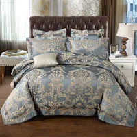 Luxo Jacquard Bedding Set 4 / 6pieces Silk Algodão Hollow Duvet Cobertura Set Pillowcase Bed Bed Roupa de cama Quilt Rainha King Size T200706